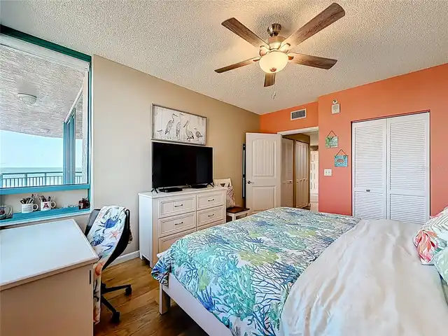 Listing Photo 24