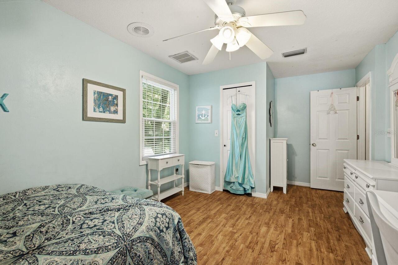Listing Photo 43