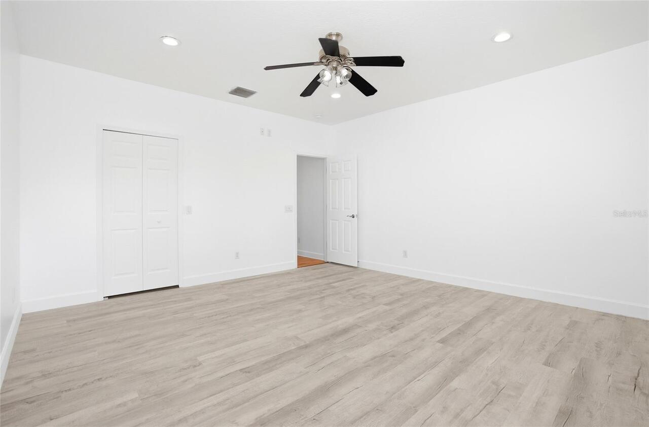 Listing Photo 44