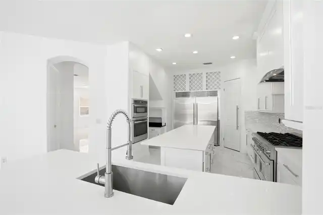 Listing Photo 15