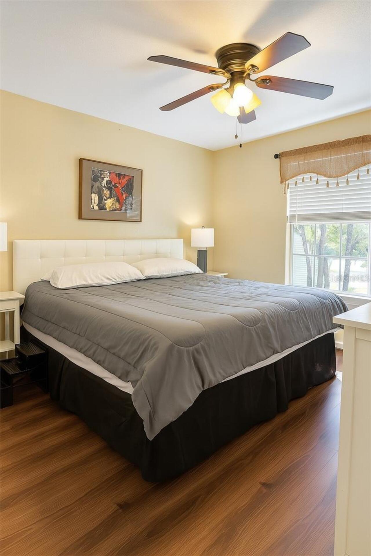 Listing Photo 9