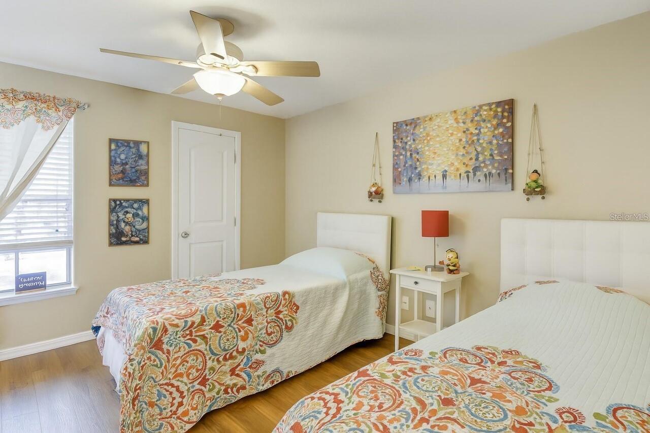 Listing Photo 14