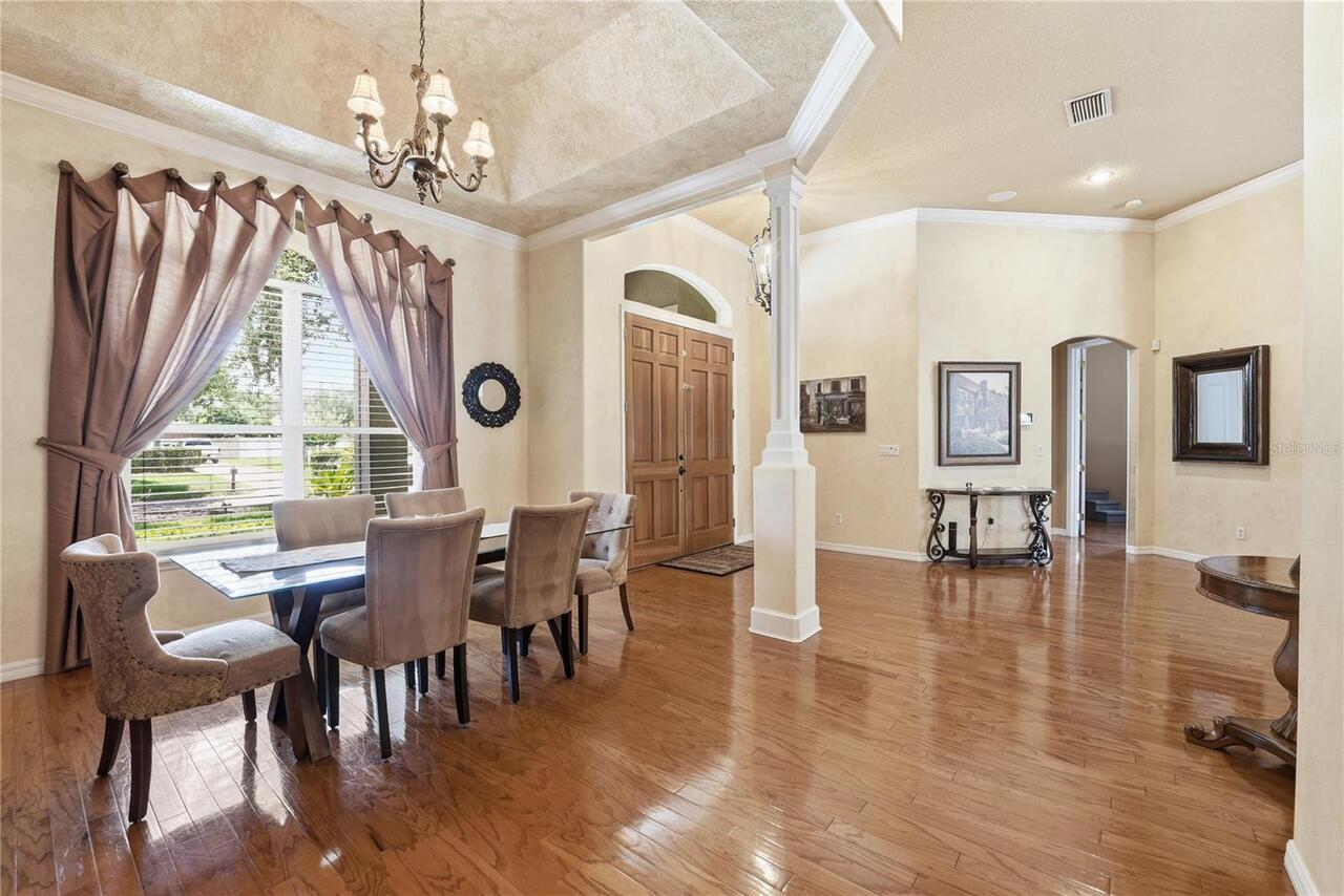 Listing Photo 11
