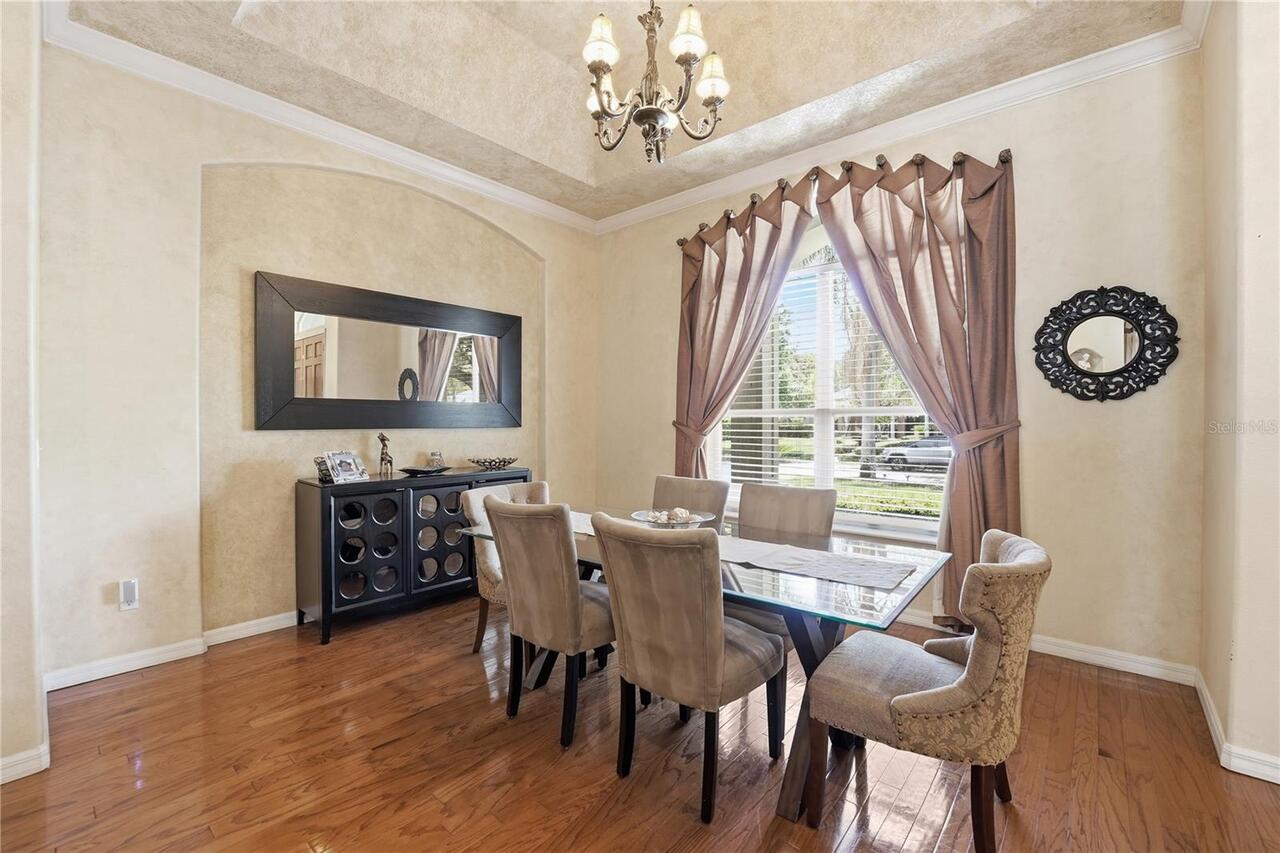 Listing Photo 12