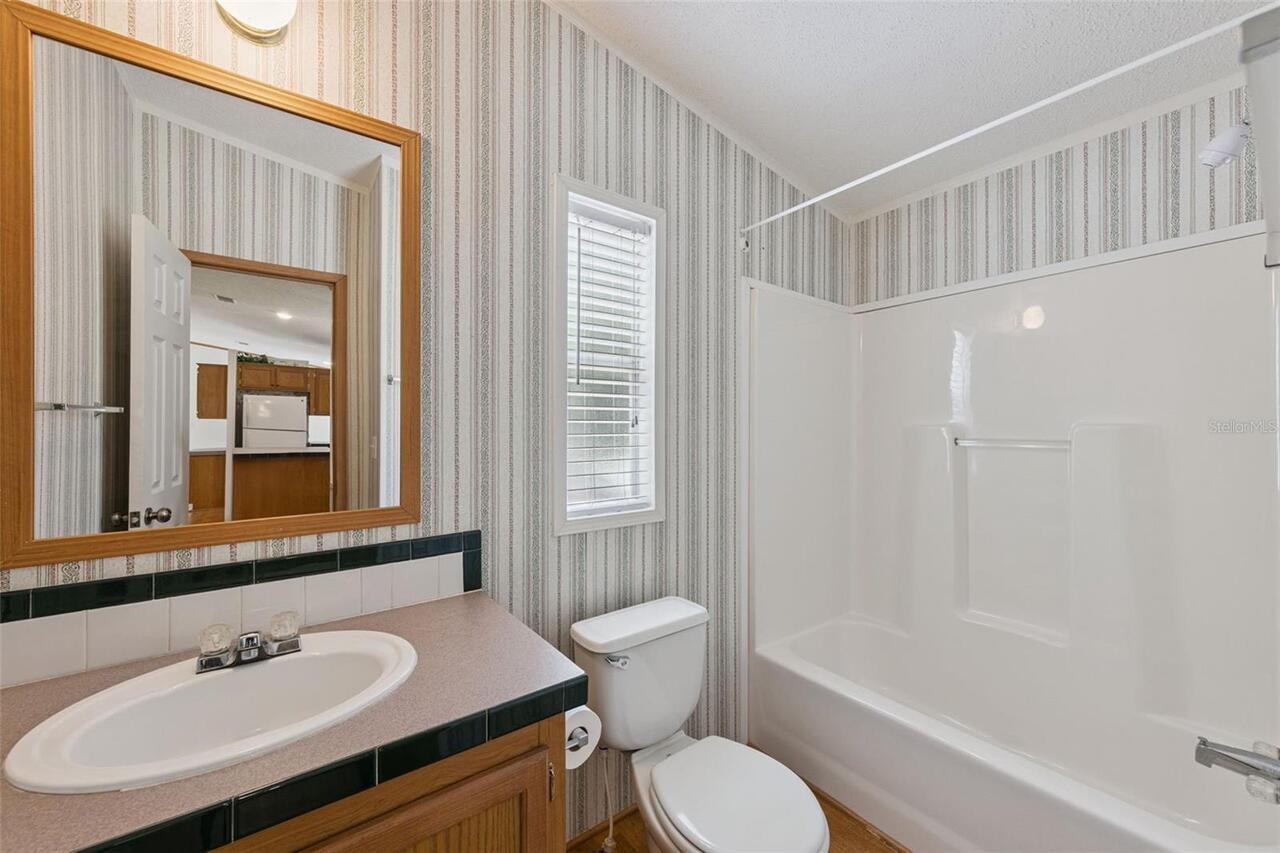 Listing Photo 16
