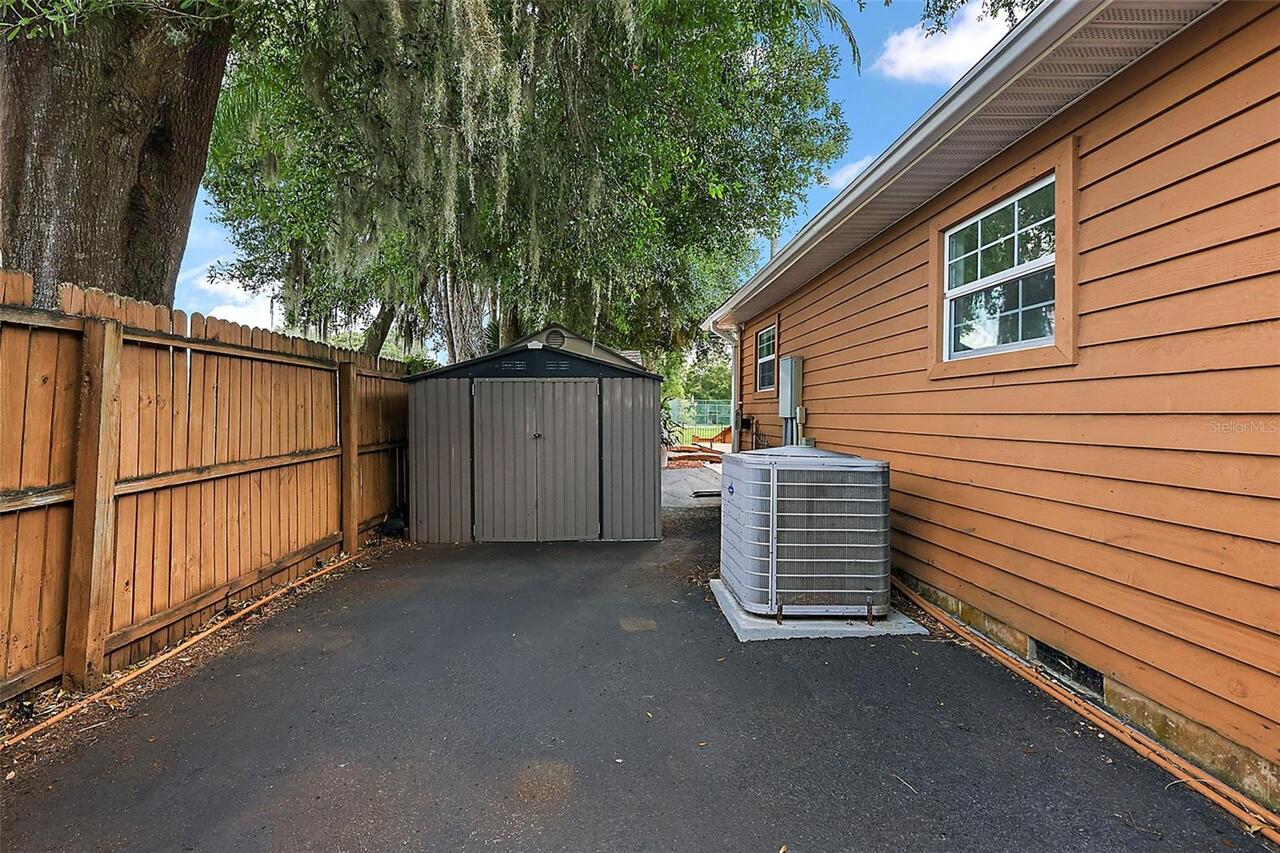 Listing Photo 9