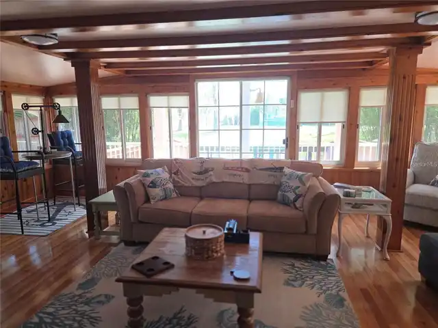 Listing Photo 22