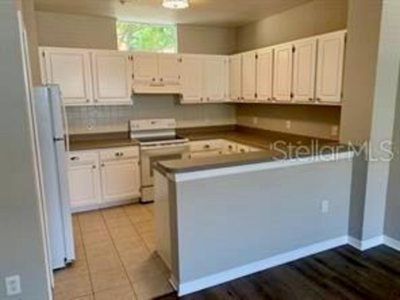 Listing Photo 6