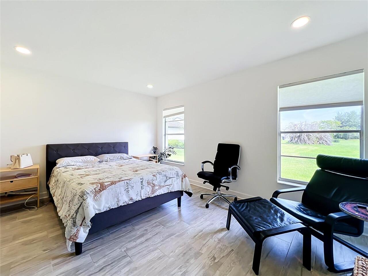 Listing Photo 37