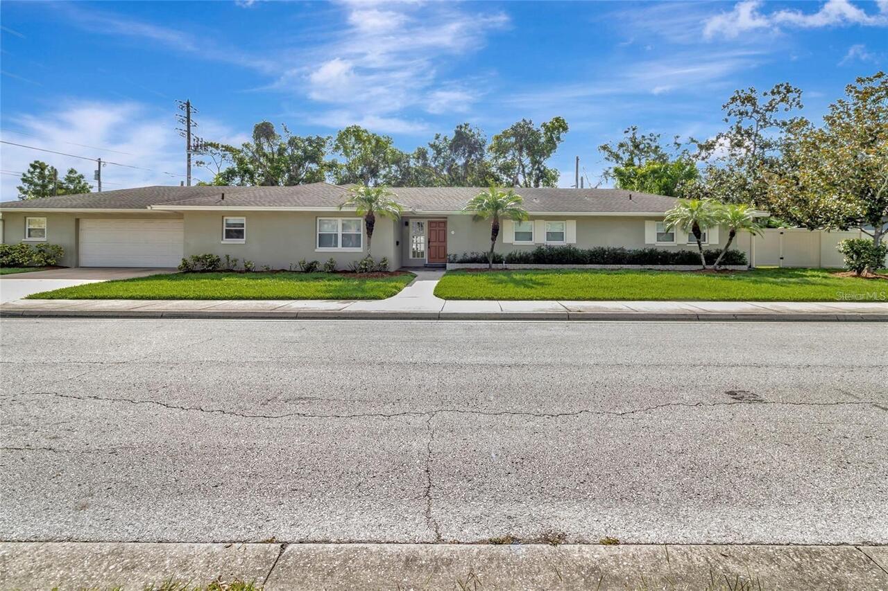 3BR, Residential Lease, 2BA, $3,750
Read More