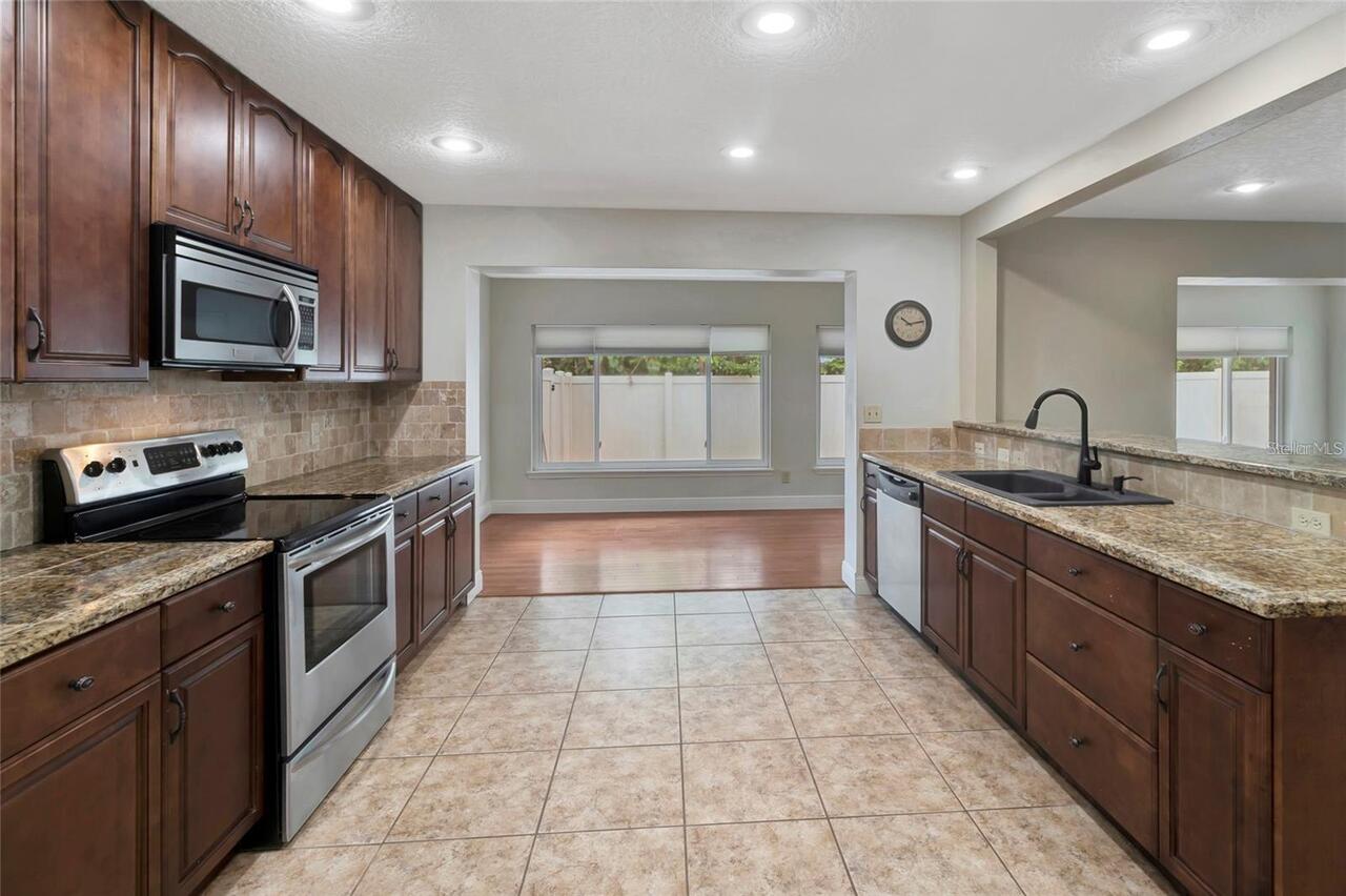 Listing Photo 7