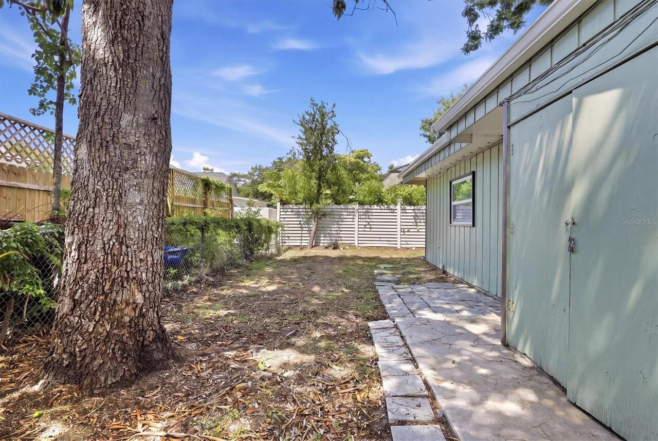 Listing Photo 6
