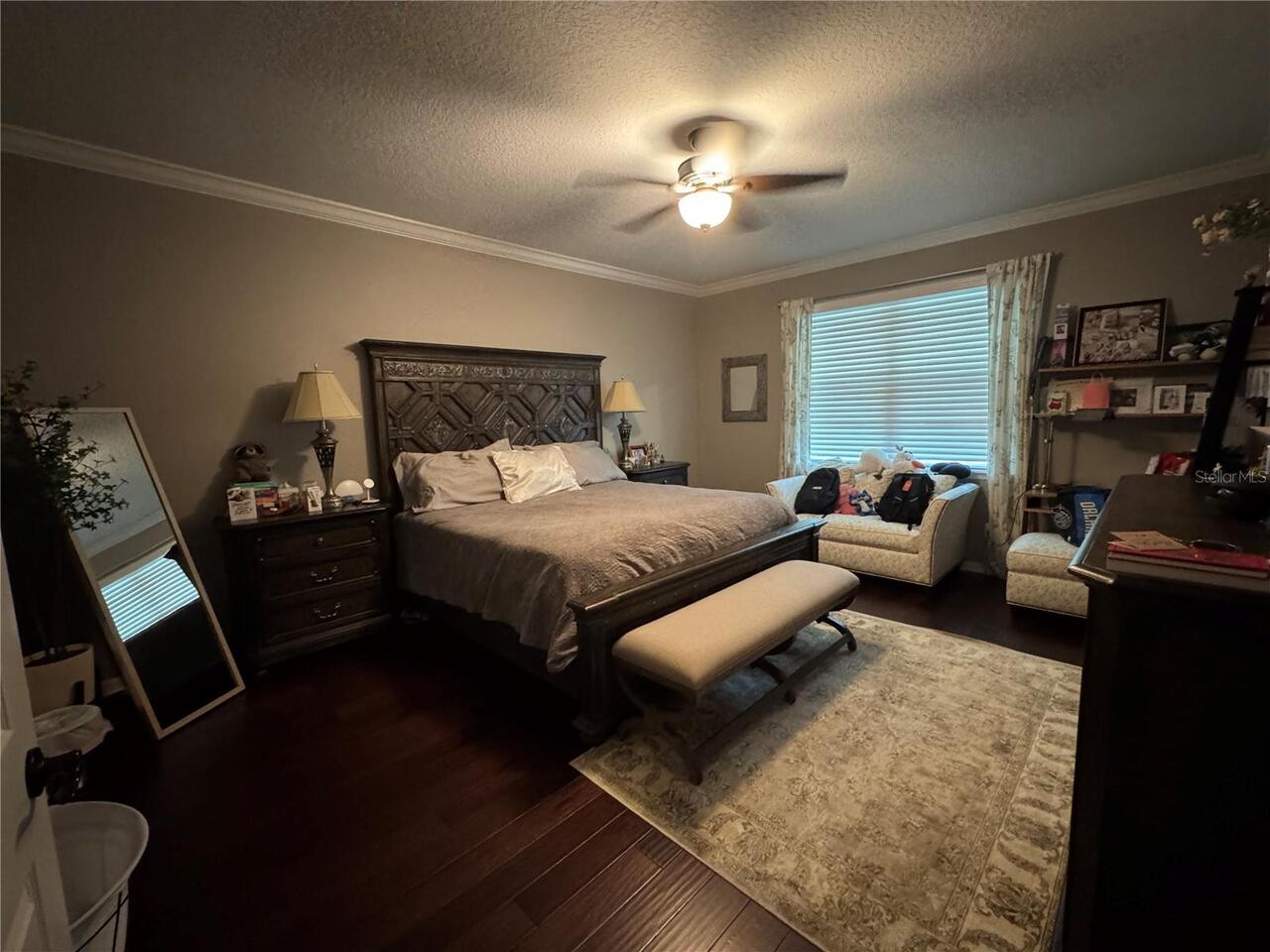 Listing Photo 8