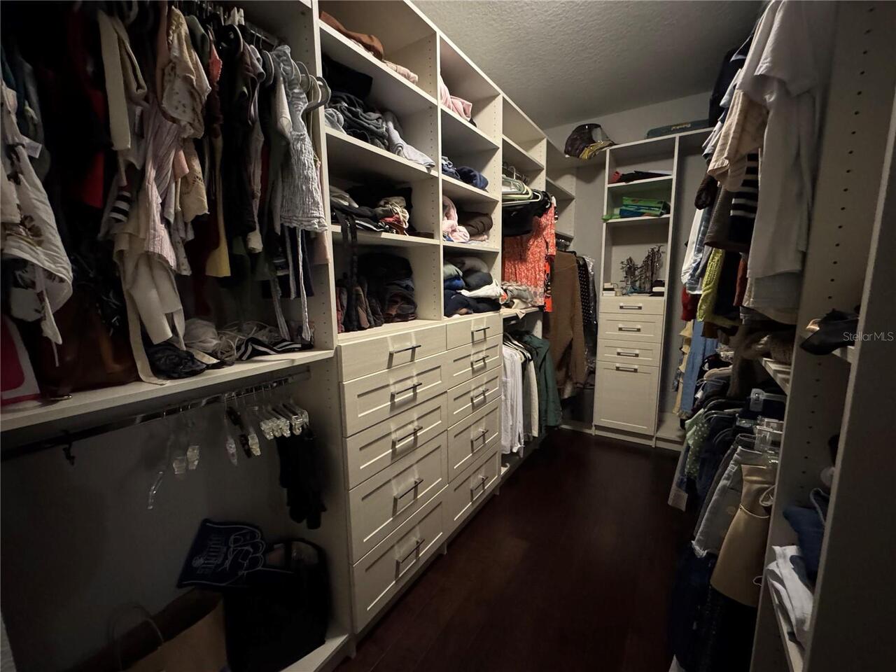 Listing Photo 9