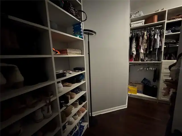 Listing Photo 10