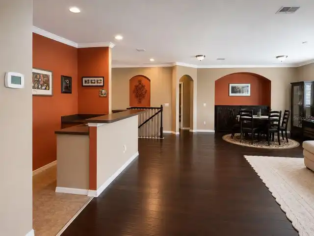 Listing Photo 16