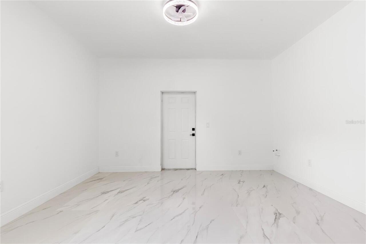 Listing Photo 24