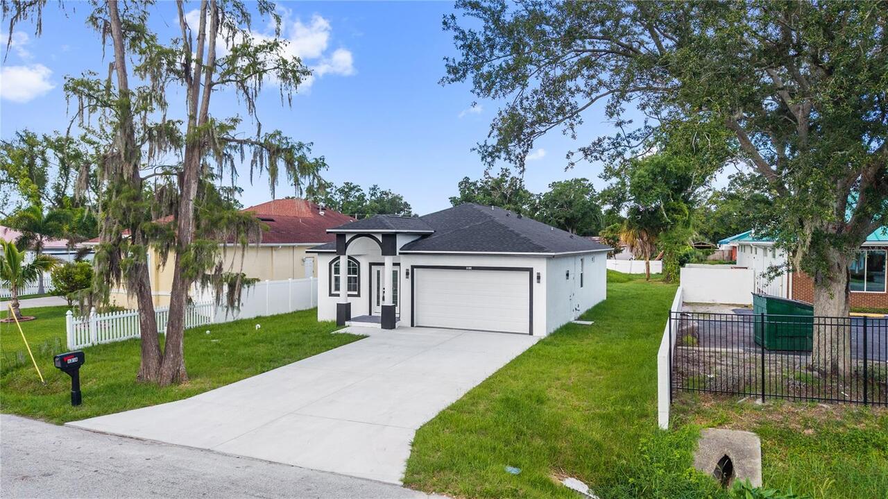 Listing Photo 37