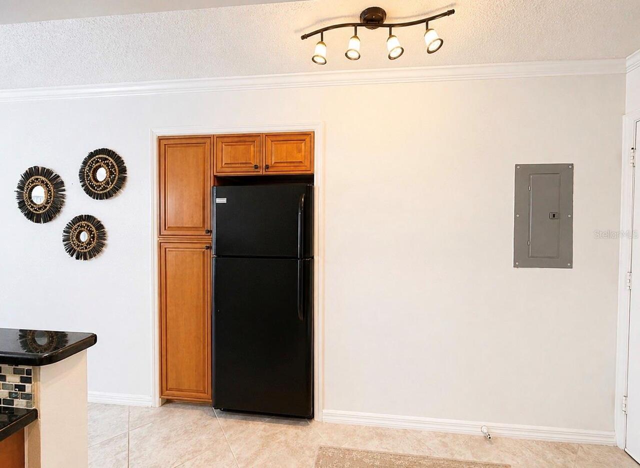 Listing Photo 10