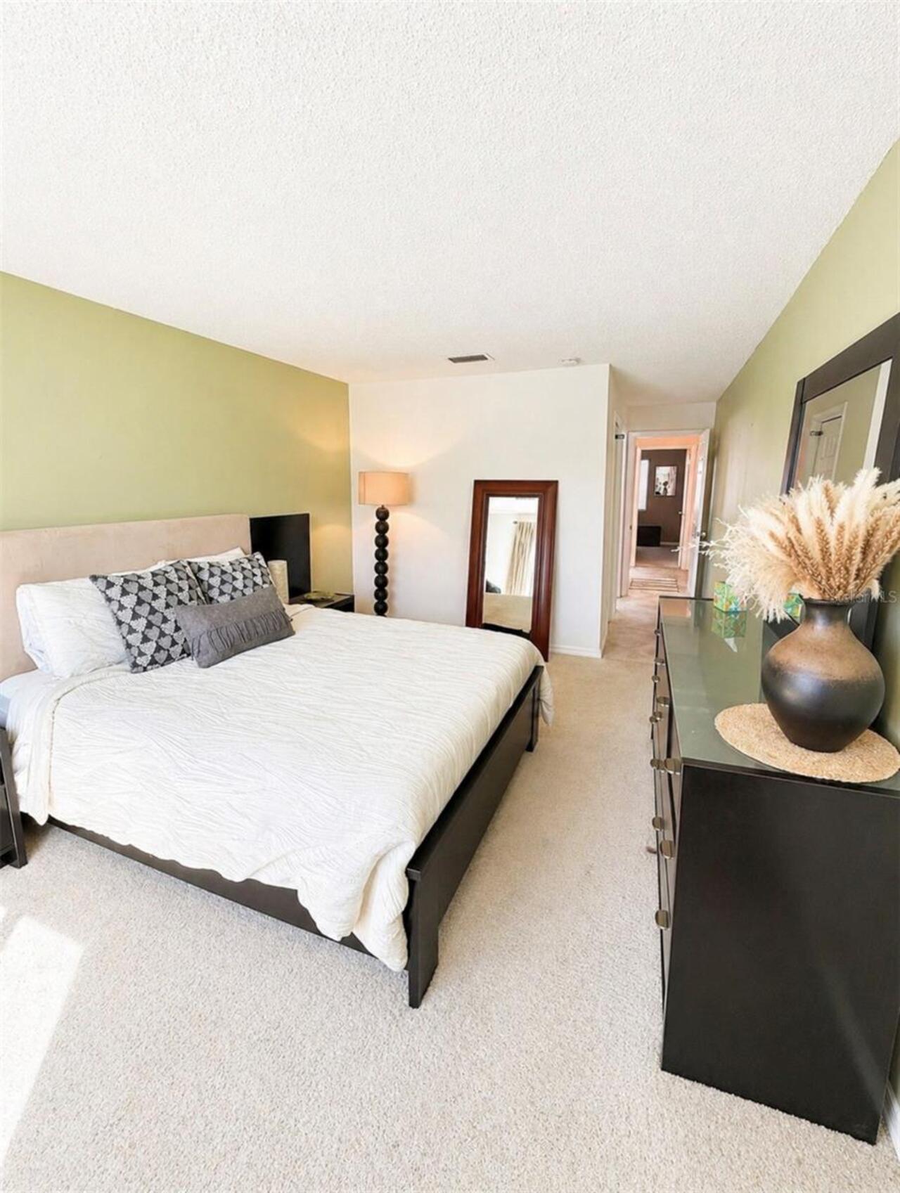 Listing Photo 28