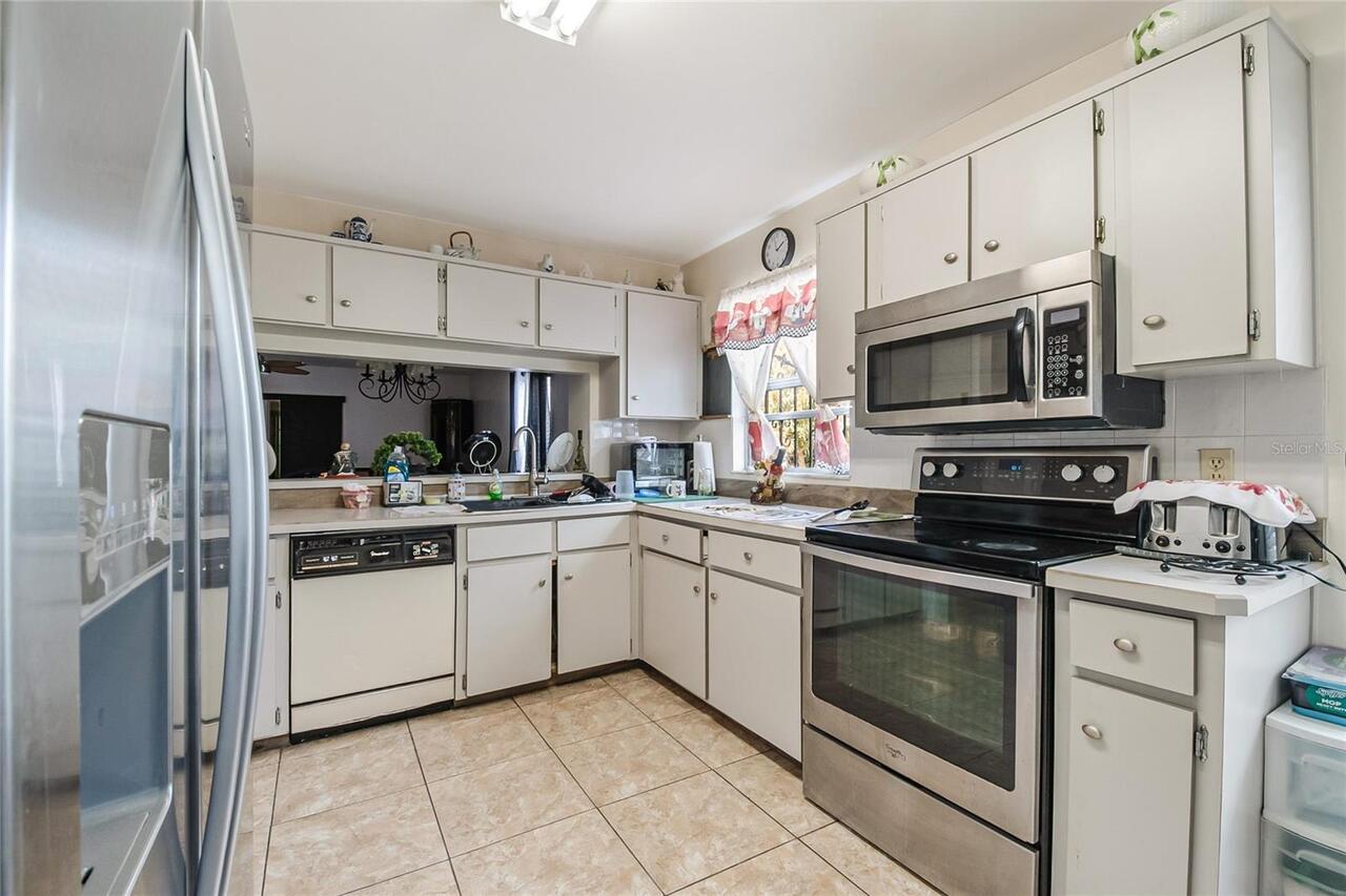 Listing Photo 10