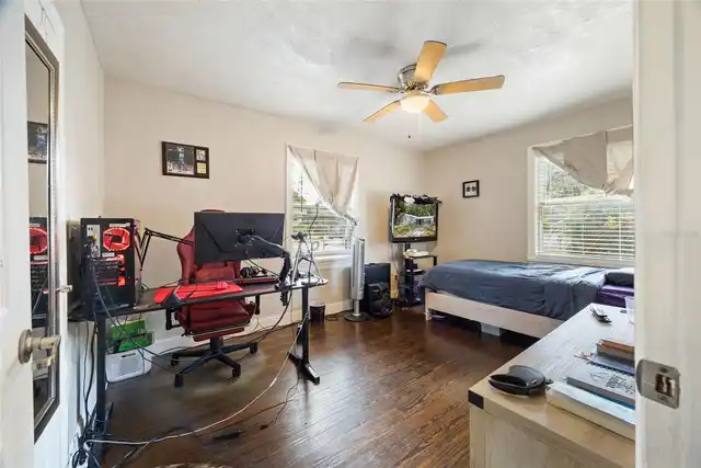 Listing Photo 16
