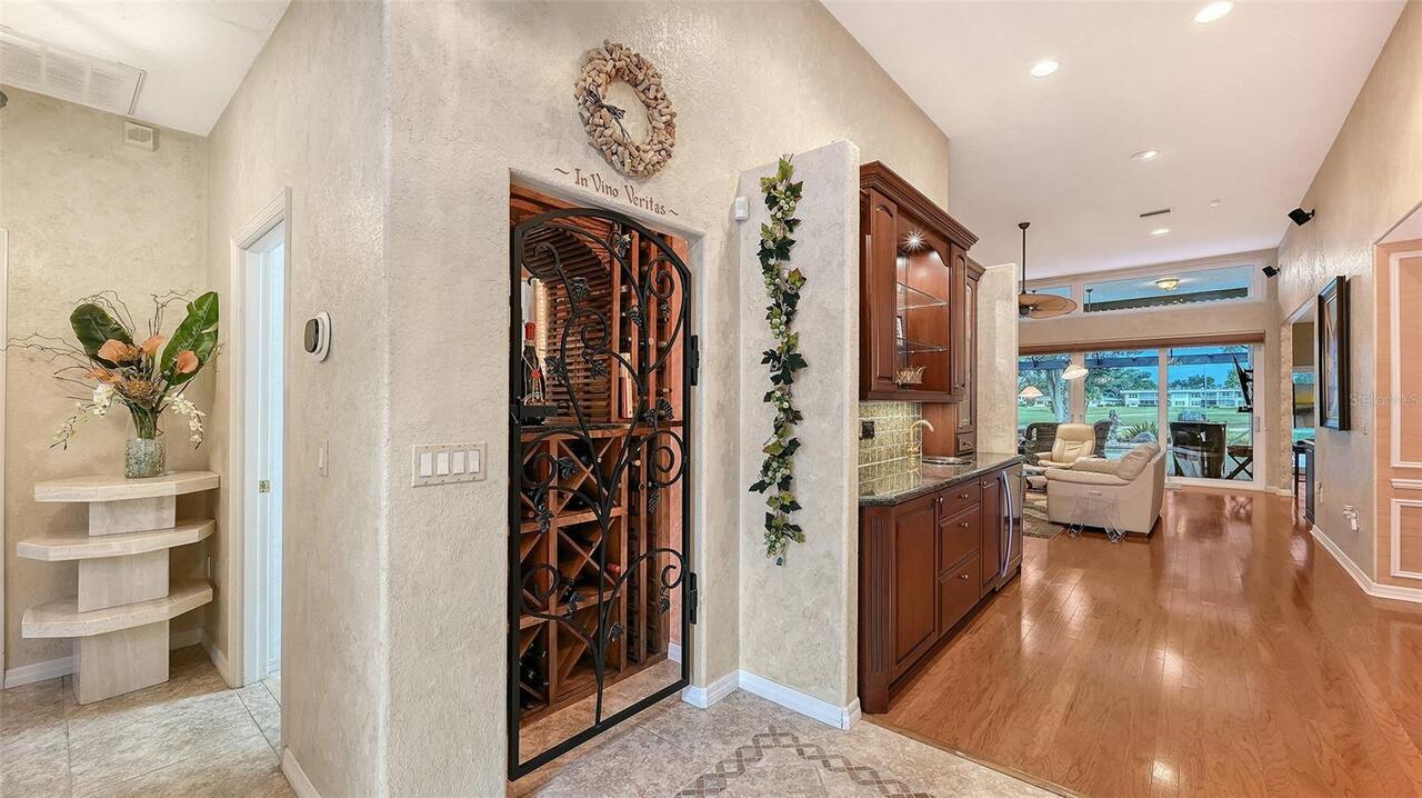 Listing Photo 12