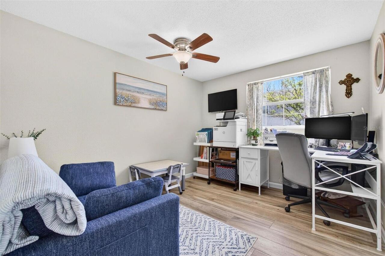 Listing Photo 16