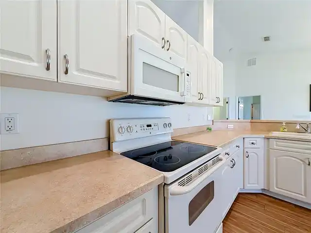 Listing Photo 23