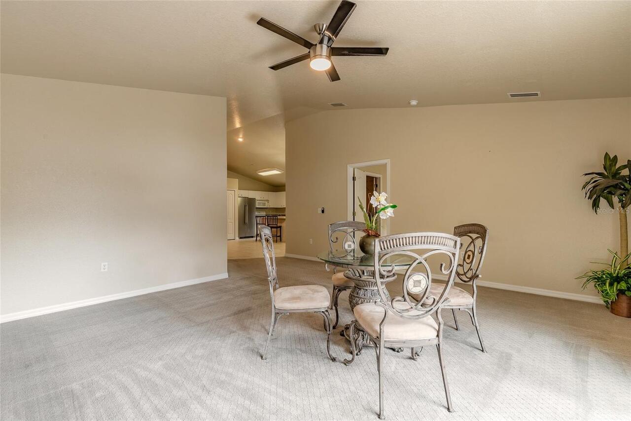 Listing Photo 14