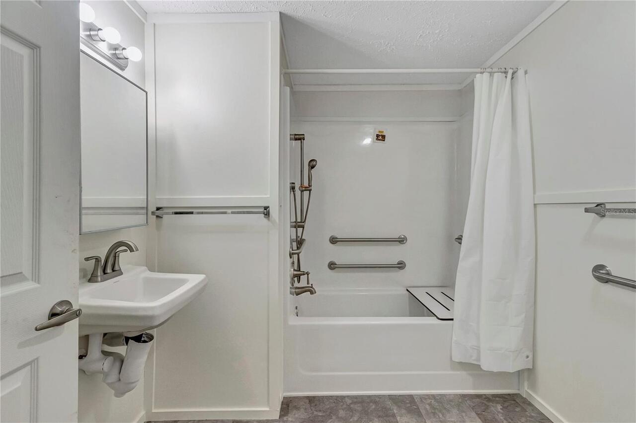 Listing Photo 19