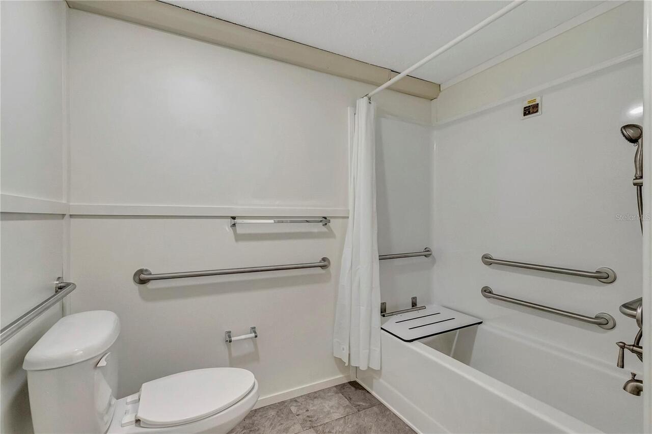 Listing Photo 24