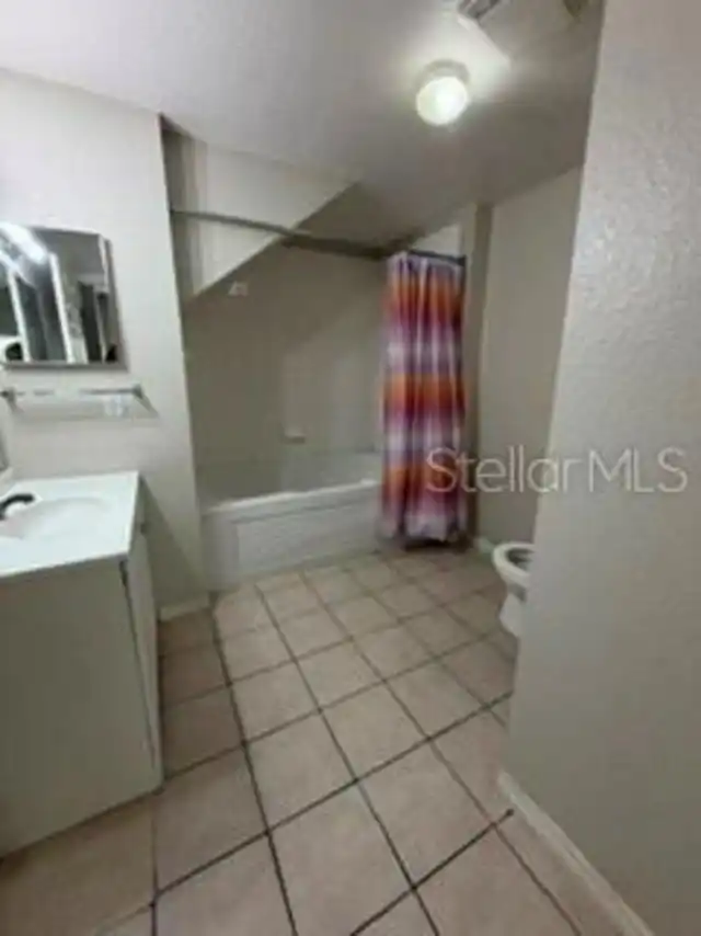 Listing Photo 9