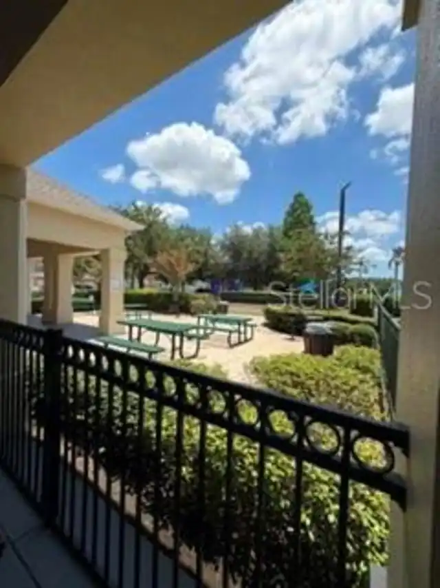 Listing Photo 17
