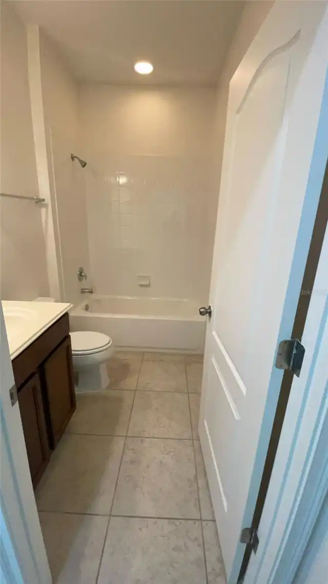 Listing Photo 11