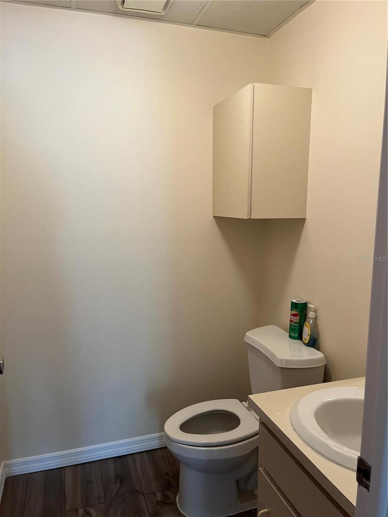 Listing Photo 10