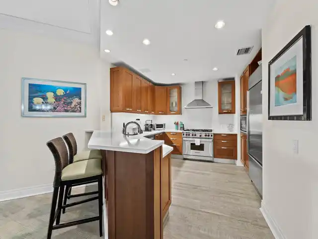 Listing Photo 16