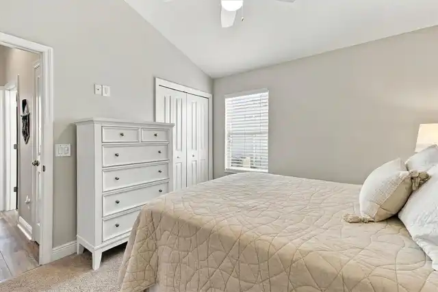 Listing Photo 25