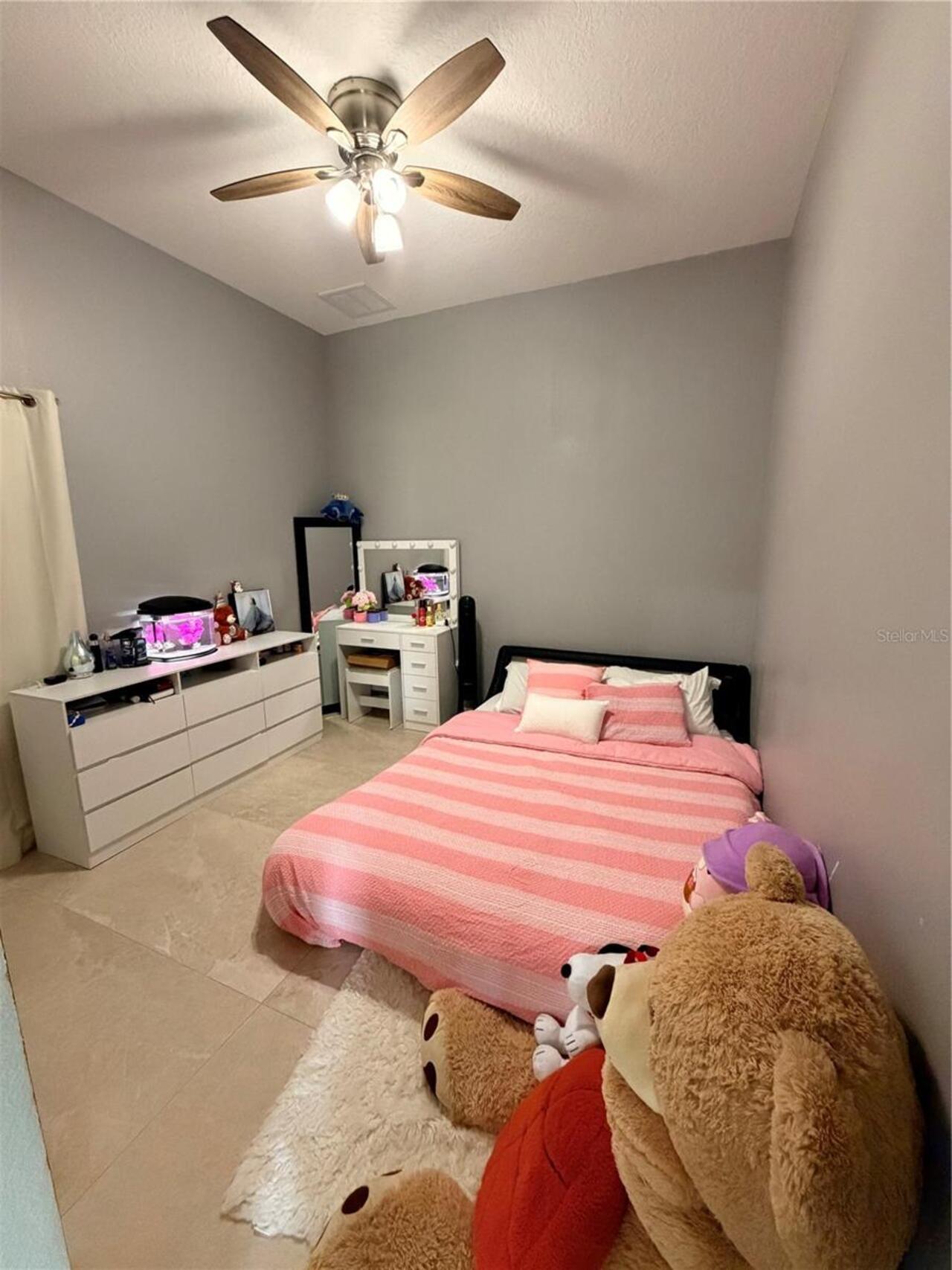 Listing Photo 17