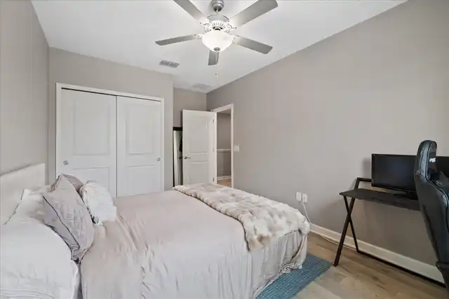 Listing Photo 35