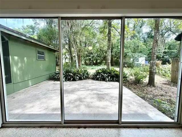 Listing Photo 16