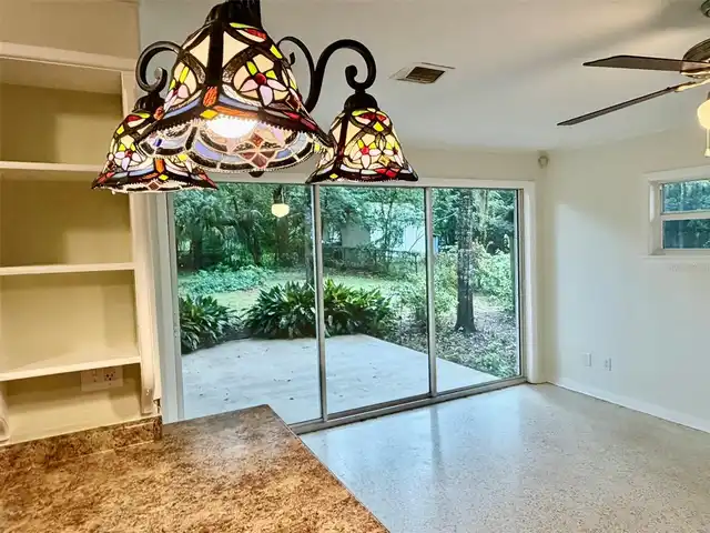 Listing Photo 18