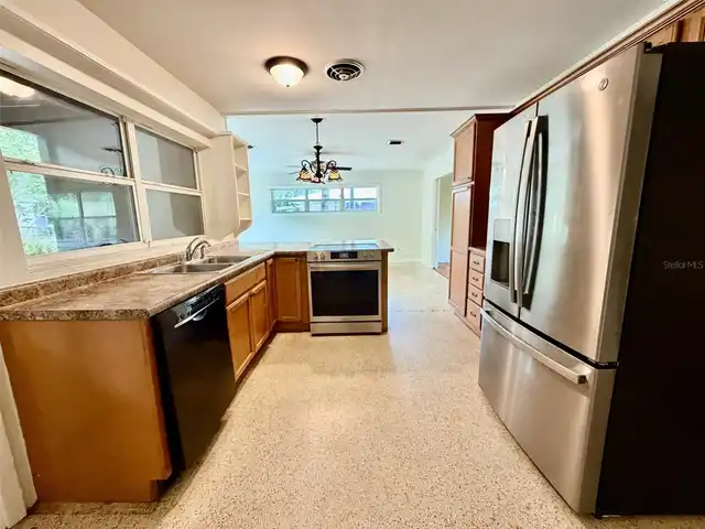 Listing Photo 21