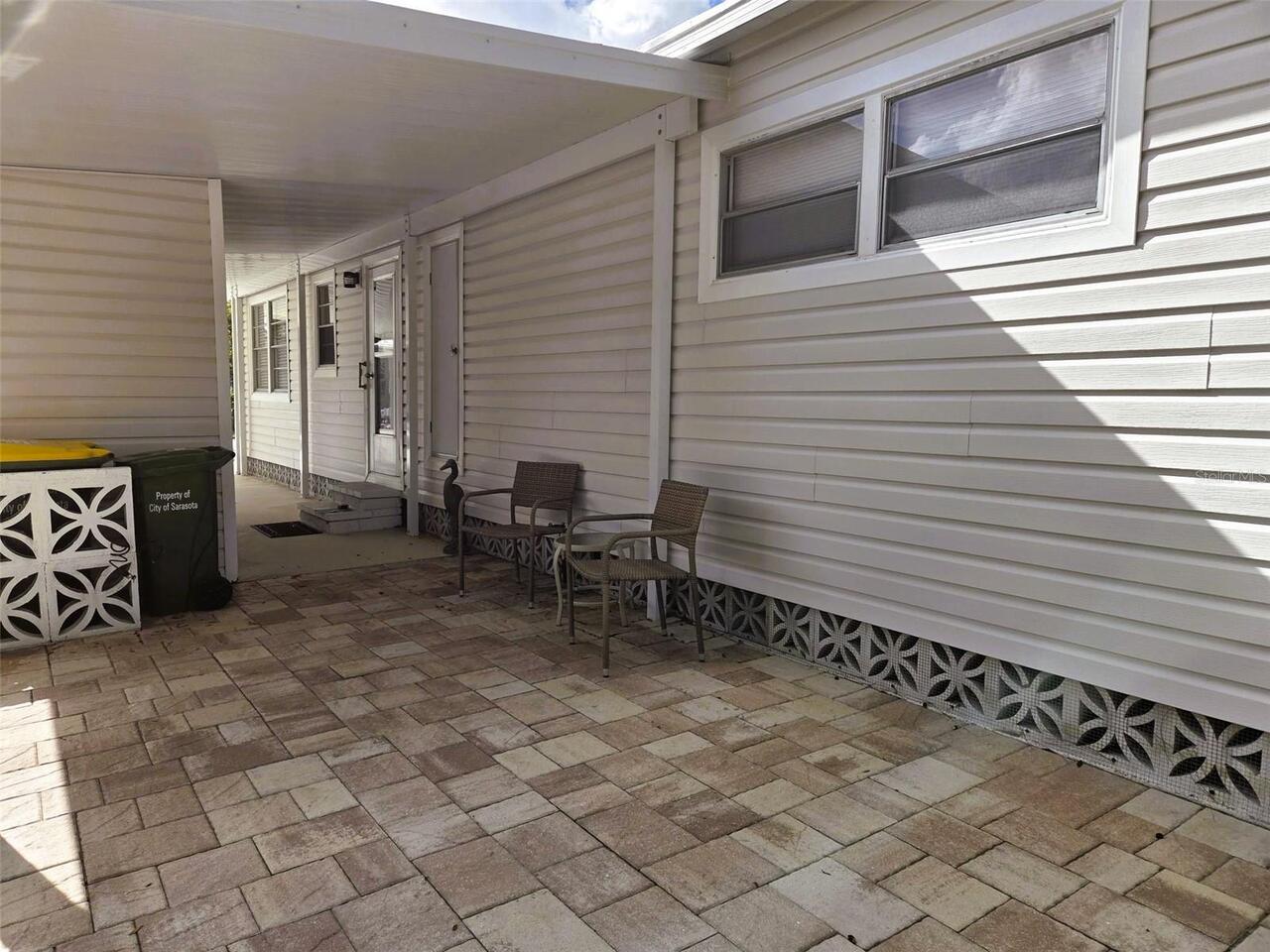 Listing Photo 6