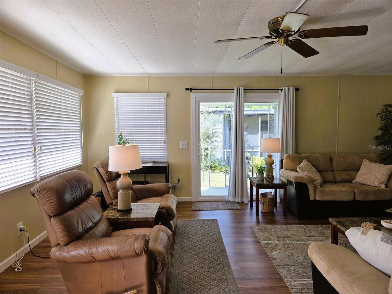 Listing Photo 11