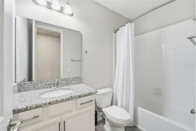 Listing Photo 14