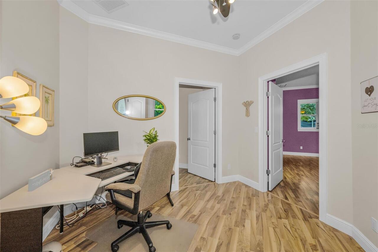 Listing Photo 17