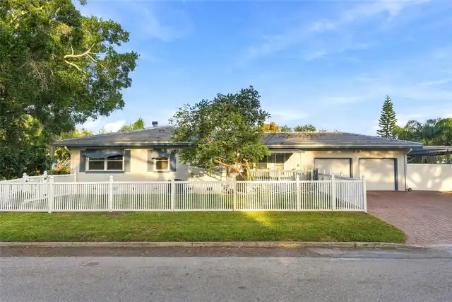 Listing Photo 33