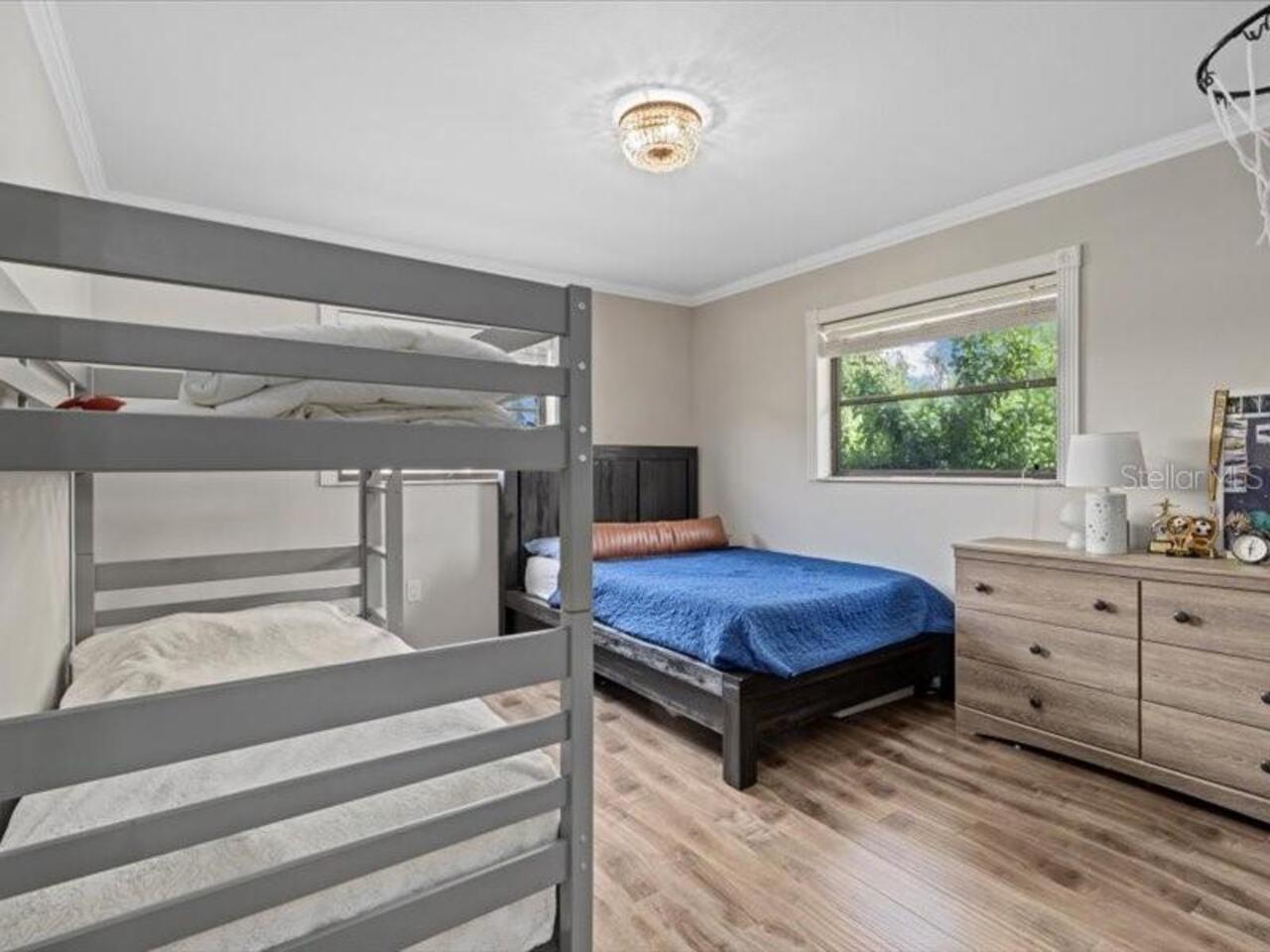 Listing Photo 21