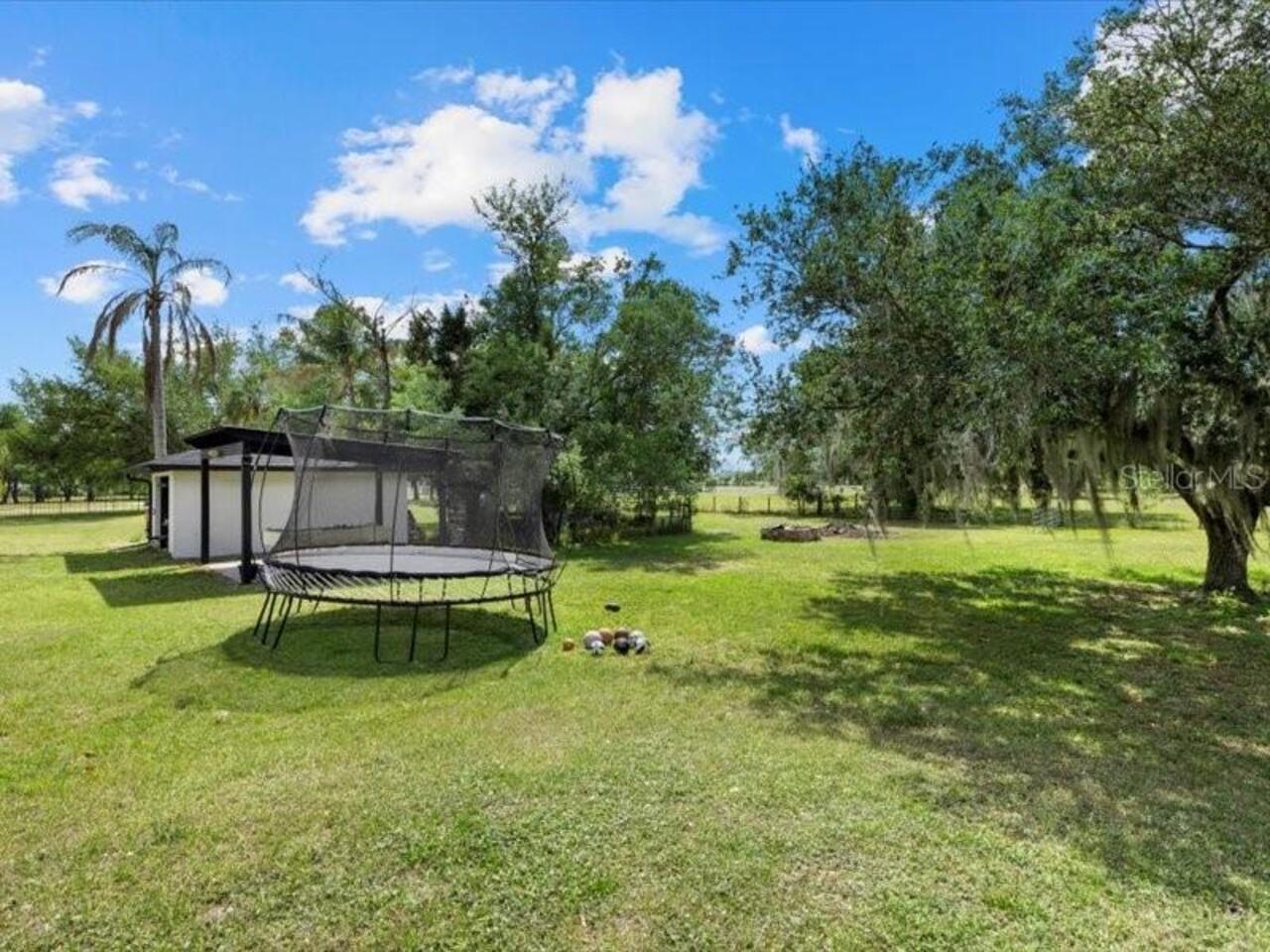 Listing Photo 32